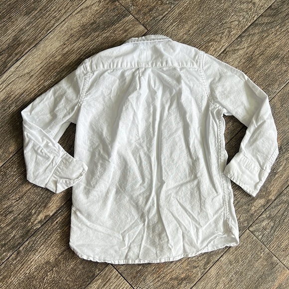 Gap white button up - Picture 9 of 9
